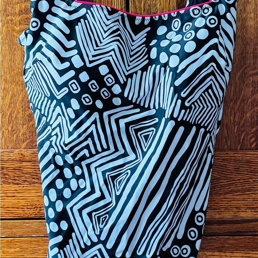 Gottex Black & White Abstract Print Swimsuit with Pink Piping